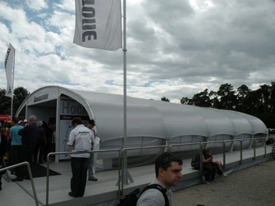 Zeltkonstruktion Formel1-Stand Bridgestone 2008